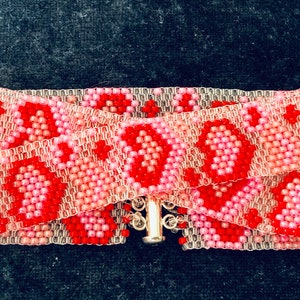 Hearts Wrap Bracelet Peyote Stitch Pattern