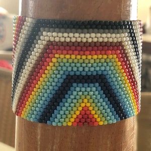 Peyote Stitch Rainbow Optic Bracelet Pattern