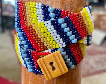 Dreifach gewickeltes 2 Tropfen Peyote Stitch Armband Muster