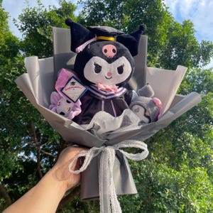Abschlussstrauß Sanrio Abschlussstrauß Sanrio Abschlussserie Grad Plüschstrauß Abschlussgeschenke Süßer Strauß Abschlusssaison
