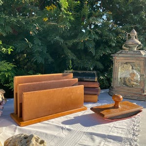 Set of Vintage letter holder mail organizer with 2 compartments in brown leather + wooden blotter / timeless desk accessory decor Nina Ricci