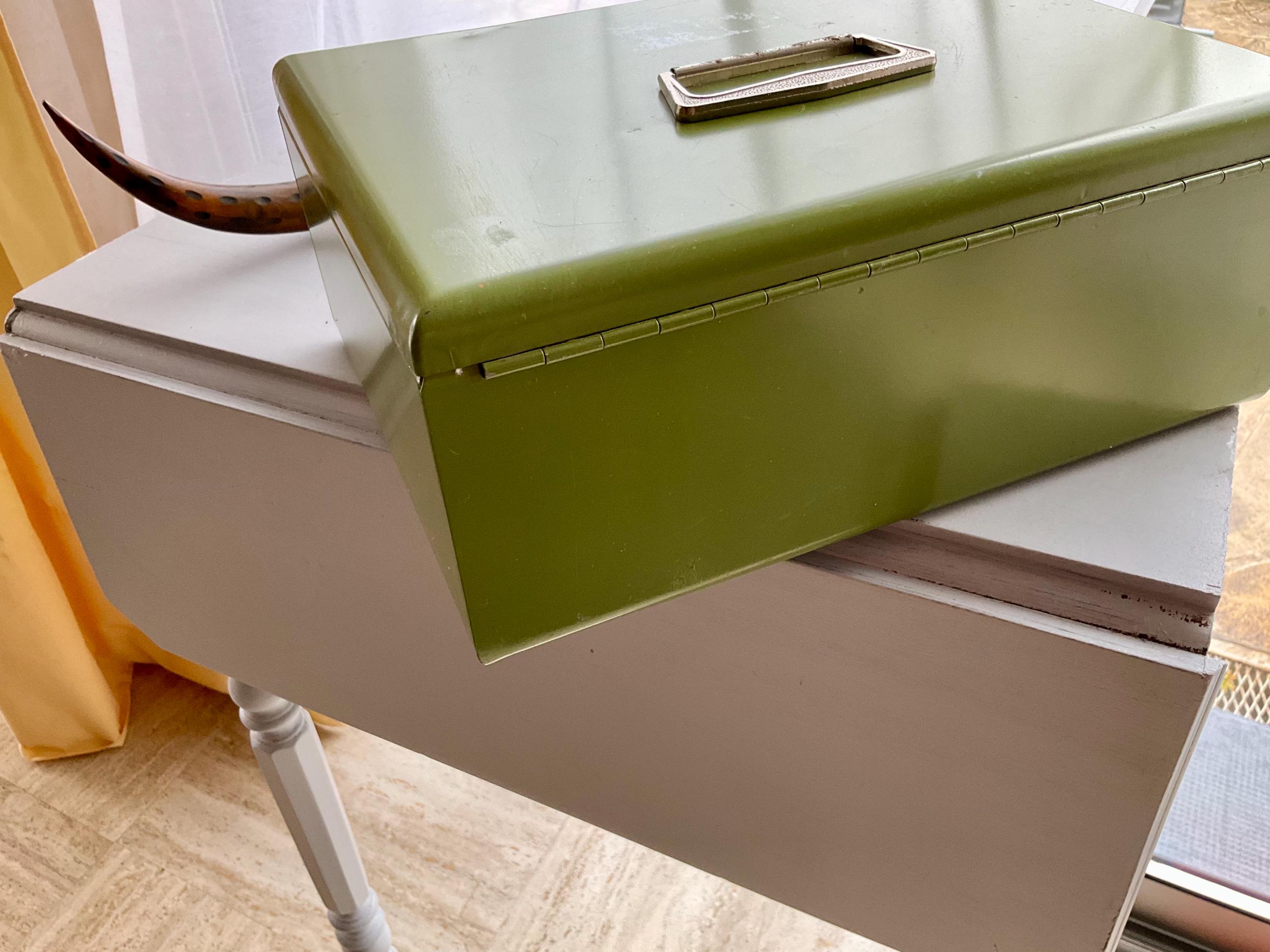 Vintage Green Metal Locking Box: Personal Safe, Military Style - Etsy
