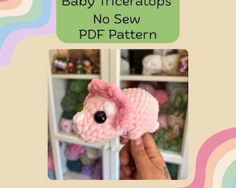Baby triceratops (niet genaaid) pdf-patroon Engels