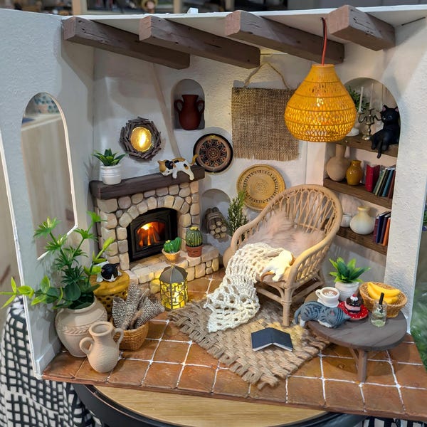 Dollhouse Miniature Room Gift, Mediterranean Boho Diorama, Cat Lover, Cozy Fireplace Miniature House, Rustic Cottage Decor, 1:12 Handmade