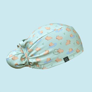 Capy Bun Scrub Cap: Content Capybara
