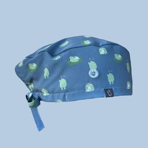 Capy Classic Scrub Cap: Frog's Day Off