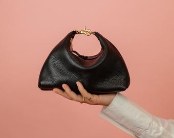 Black Leather Crescent Handbag, Leather Shoulder Bag, 90s Aesthetic Purse in Black