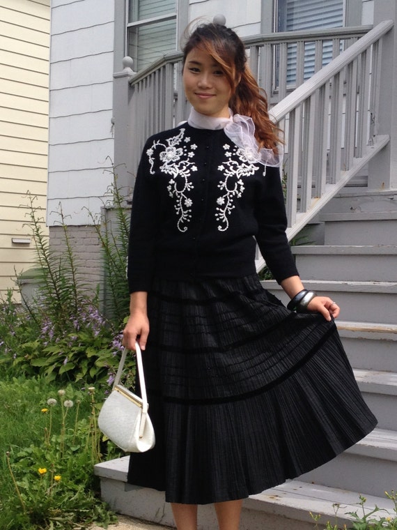 Vtg 50s black pleated taffeta skirt womens size s… - image 2