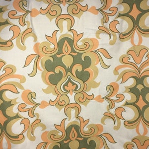 2 1/2 yards 48 wide Vtg 70s cotton print medium weight upholstery curtain fabric image 2