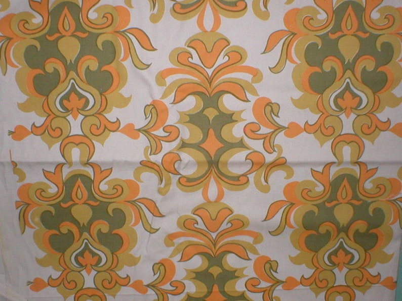 2 1/2 yards 48 wide Vtg 70s cotton print medium weight upholstery curtain fabric image 6