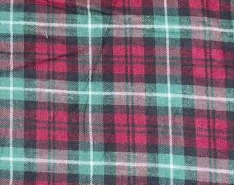 3 1/4 Yards 46 wide Vtg 90s plaid cotton flannel fabric