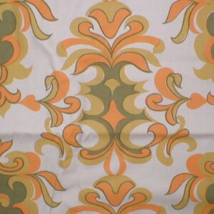 2 1/2 yards 48 wide Vtg 70s cotton print medium weight upholstery curtain fabric image 8
