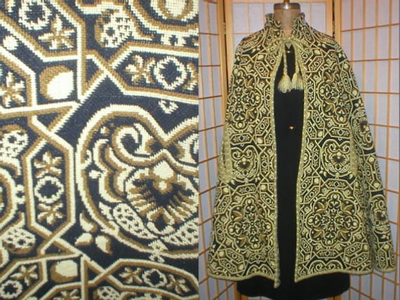 Vtg 60s / 70s bohemian woven tapestry cape