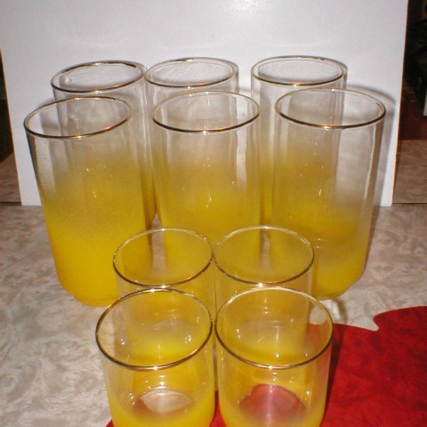 Vintage 60s frosted Yellow Drinking Cocktail Glasses (Set of 10)