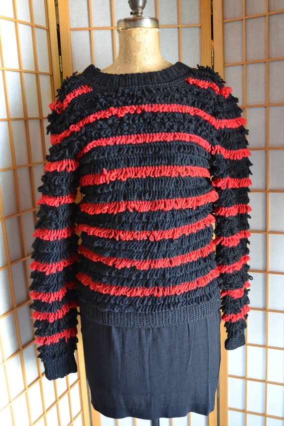 Vtg 80s black / red crotchet shag sweater womens … - image 4