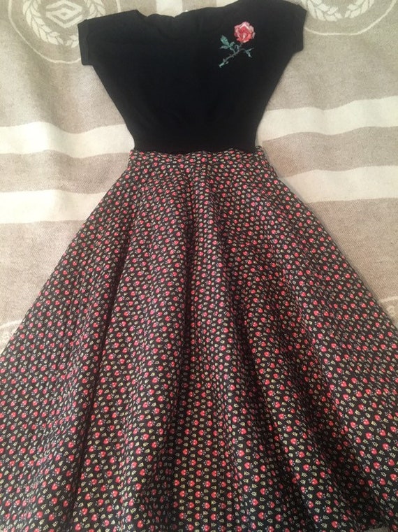 Vtg 50s cotton quilted print circle skirt misses … - image 6