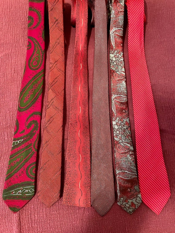 Lot of 6 Vtg 50s 60s 80s red tone and metallic sk… - image 2