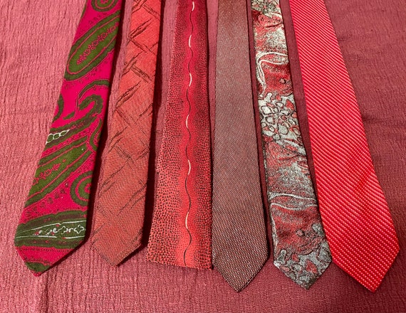 Lot of 6 Vtg 50s 60s 80s red tone and metallic sk… - image 1