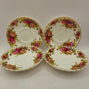 Royal Albert Old Country Roses Saucers – Set of 4 – Vintage Bone China – England – Floral Gold Trim – Replacement Tea Set Decor