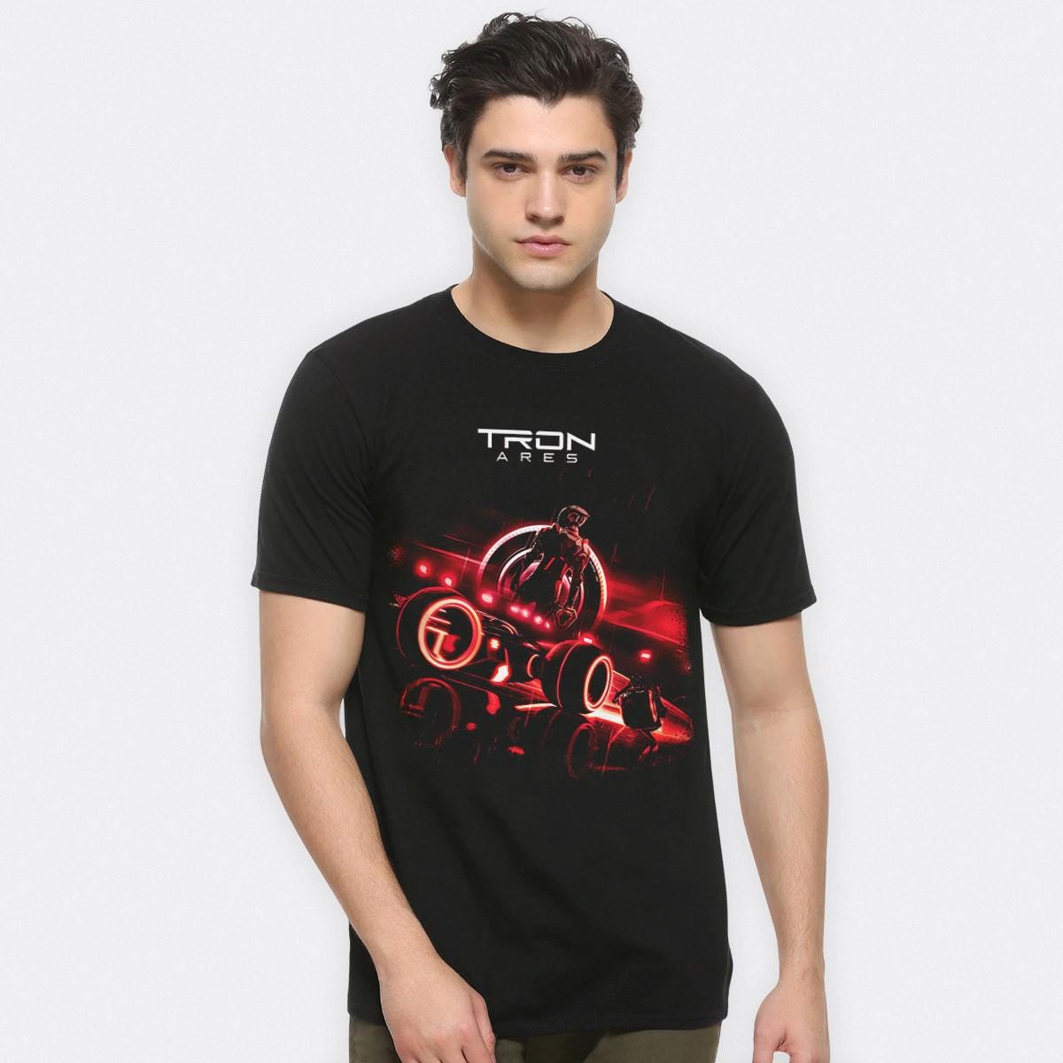 Disney TRON: ARES Tシャツ Lサイズ Tron Ares T-shirt, Men's and Women's Sizes (MOV-123556) - Etsy
