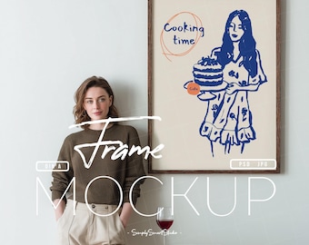 Mockup di cornice in legno di grandi dimensioni, mockup di poster ISO DIN con persona, mockup di cornice per foto enorme, mockup di cornice per foto, mockup di poster da parete alla moda