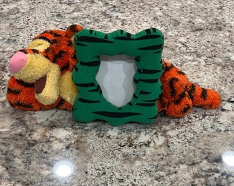 Disney Store-Tigger Stuffed Picture Frame-3x4 Opening Picture-Winnie the Pooh