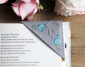Handmade Embroidered Corner Page Bookmark, A to Z letters Personalized Bookmark, Handmade Gift for Booklovers, Mom Gift