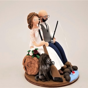 Décoration de gâteau de mariage sur le thème de la pêche et de la chasse - personnalisée par Mudcards