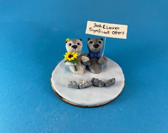 Custom Otters Wedding Cake Topper: Personalized Keepsake Gift