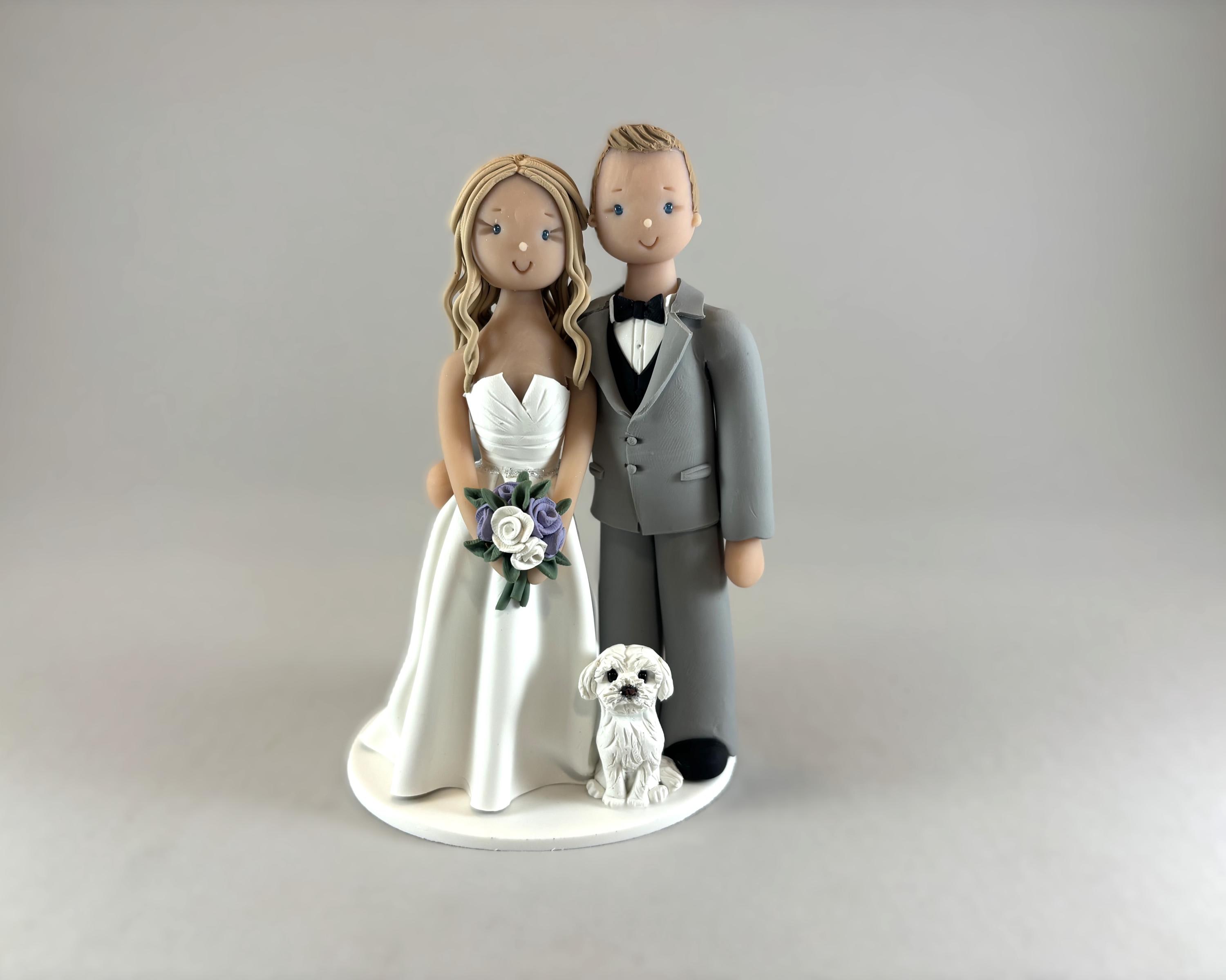 wedding cake topper - bride and groom with dog personalized figurines, image size:3000x2400