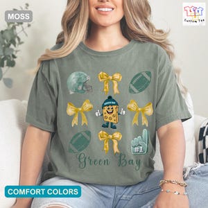 Comfort Colors Green Bay Shirt, Vintage Football T-Shirt, Game Day Coquette Bow Tee, Green Bay Football Shirt for Her, Gift Idea for Women