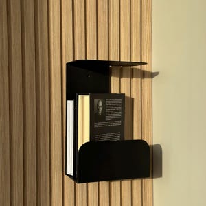 Small Wall-mounted Bookshelf, Contemporary Metal Floating Bookshelf, Shelf Wall Hanging, Retirement Gift, Gift for Big Sister or Brother