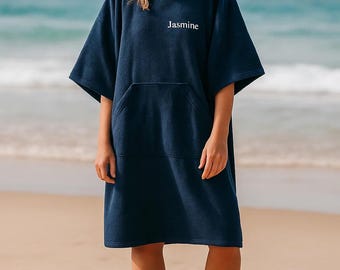 Poncho de toalla con capucha personalizado para adultos / Nombre bordado / Toalla de playa estilo bata seca / Bata cambiadora para natación, spa, gimnasio y camping, para adultos