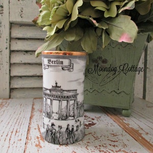 Berlin Souvenir Vase - Marked Bavaria Germany Lang Ebrach Porzellanfabrik on the Bottom