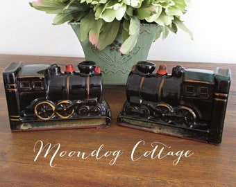 Vintage Black Train Bookends - Redware - Circa 1950's