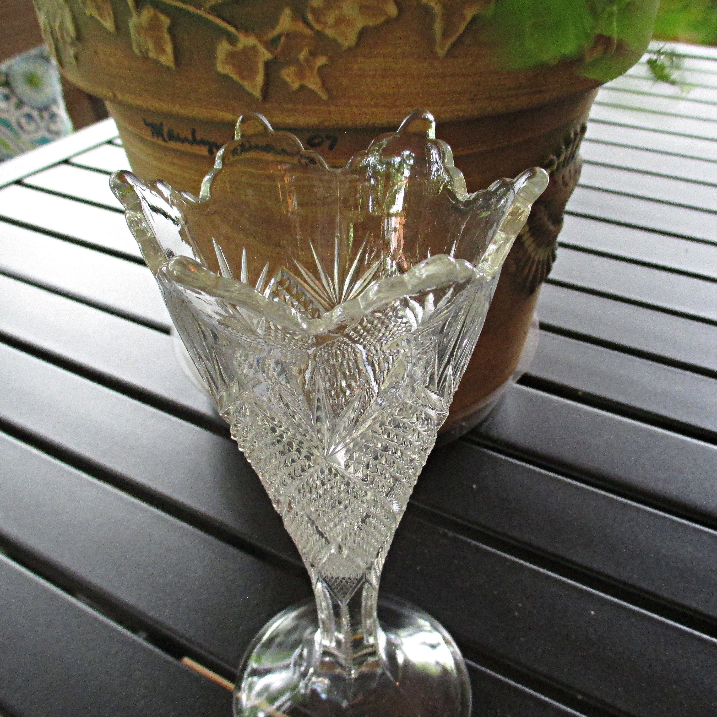 Whitestone Reserve - Small Trumpet Glass Floral Stand - 14 - Inventory: 16