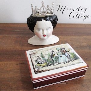 Vintage Gray's Pottery Hand Painted Ceramic Trinket Box - Circa 1948-1961 - 5" x 4"