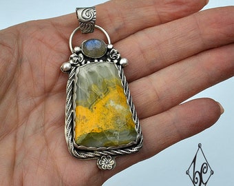 Bumble Bee Jasper and Labradorite Pendant Set in Solid Sterling Silver / Boho Pendant