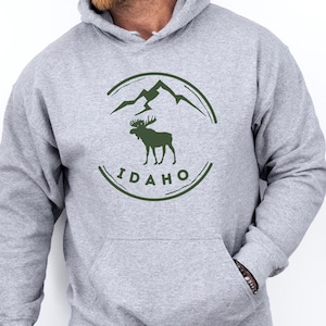 Green Montana Moose Hoodie, Unisex Sweatshirt, Mens Sweatshirt, Gift for Men, Hooded Sweatshirt for Men, Mens Shirt, Outdoors, Montana Gift