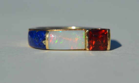 Vintage 14K Gold Lapis Garnet Opal Inlay Band Ring - image 1