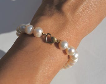 Heart Clasp Freshwater Pearl Bracelet