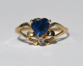 Vintage 10K Gold Heart Cut Sapphire Bow Ring