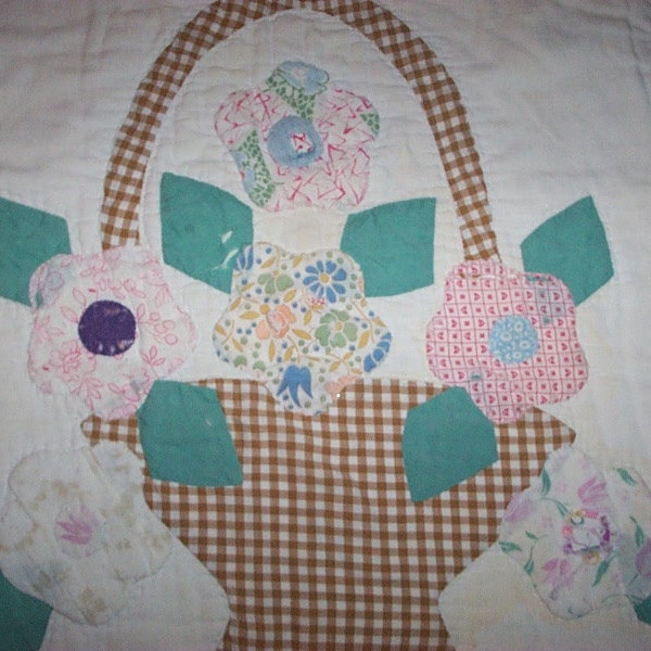 Appliqued Antique Quilt Piece,Flower Basket,Sweet and Shabby