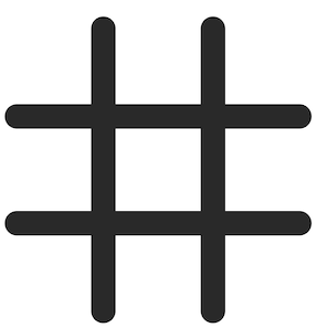 Op de afbeelding: Een zwart hashtag-symbool op een witte achtergrond. Het symbool bestaat uit twee horizontale en twee verticale lijnen, die een rastervorm creëren. De lijnen zijn dik en afgerond aan de uiteinden.