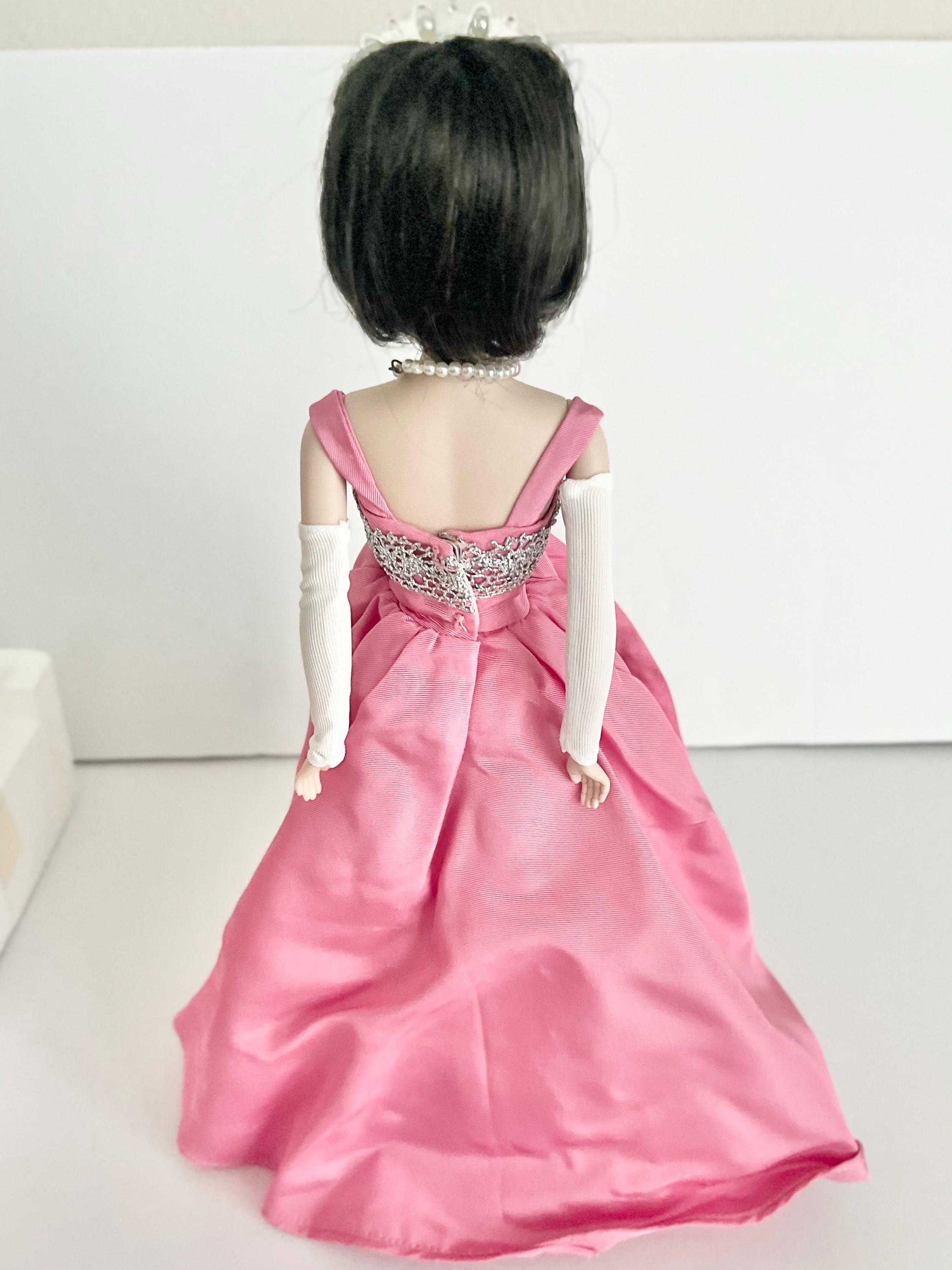 1990 Mattell Reproduction Porcelain Treasures Sophisticated Lady