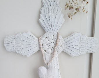 Distressed White Metal Cross With Textile Art Heart on Wooden Bead String - Wall Decoration - Brocante - Antique Farmhouse-  Shabby Chic