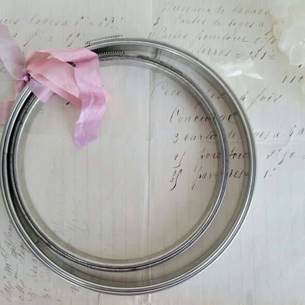 Set of 2 Medium Vintage Round Metal Hoops - 5 Inch - 6 Inch - Silver - Cork Lined - Spring Tension - Vintage Embroidery Hoops