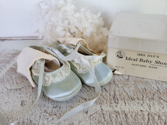 Vintage Shabby Mint Aqua Baby Shoes - Mrs. Days I… - image 1