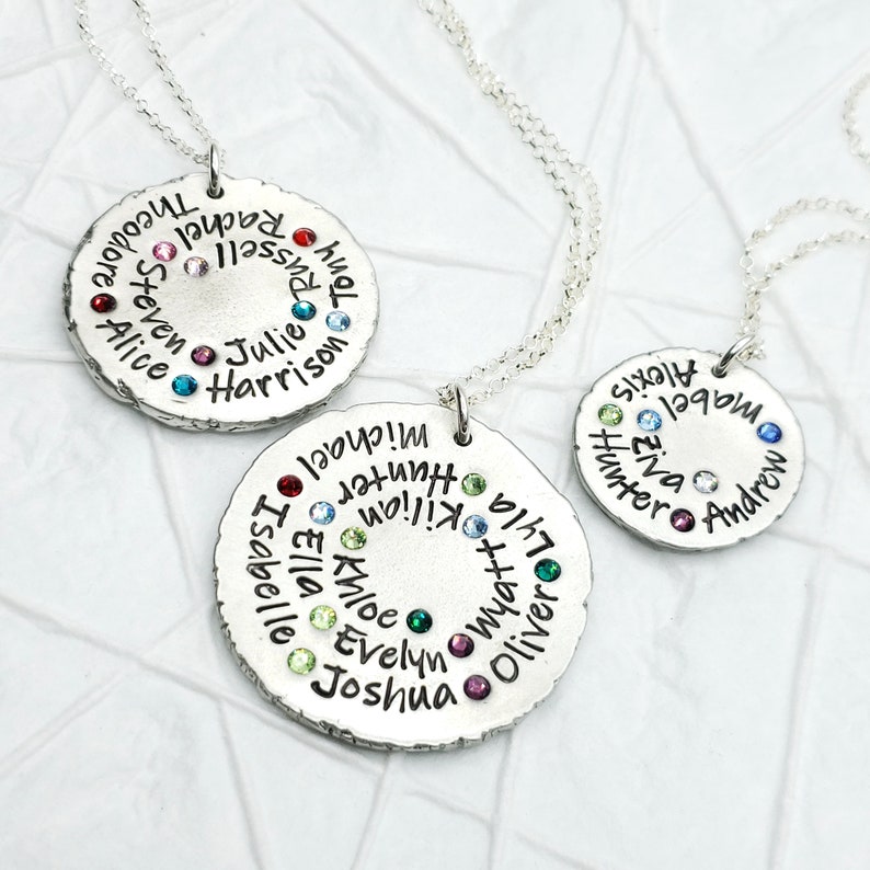 Grandmother's Necklace Mother's Necklace Three Size Choices Holds Up to 15 Names Gift for Grandma Gift for Mom Mother's Day image 1