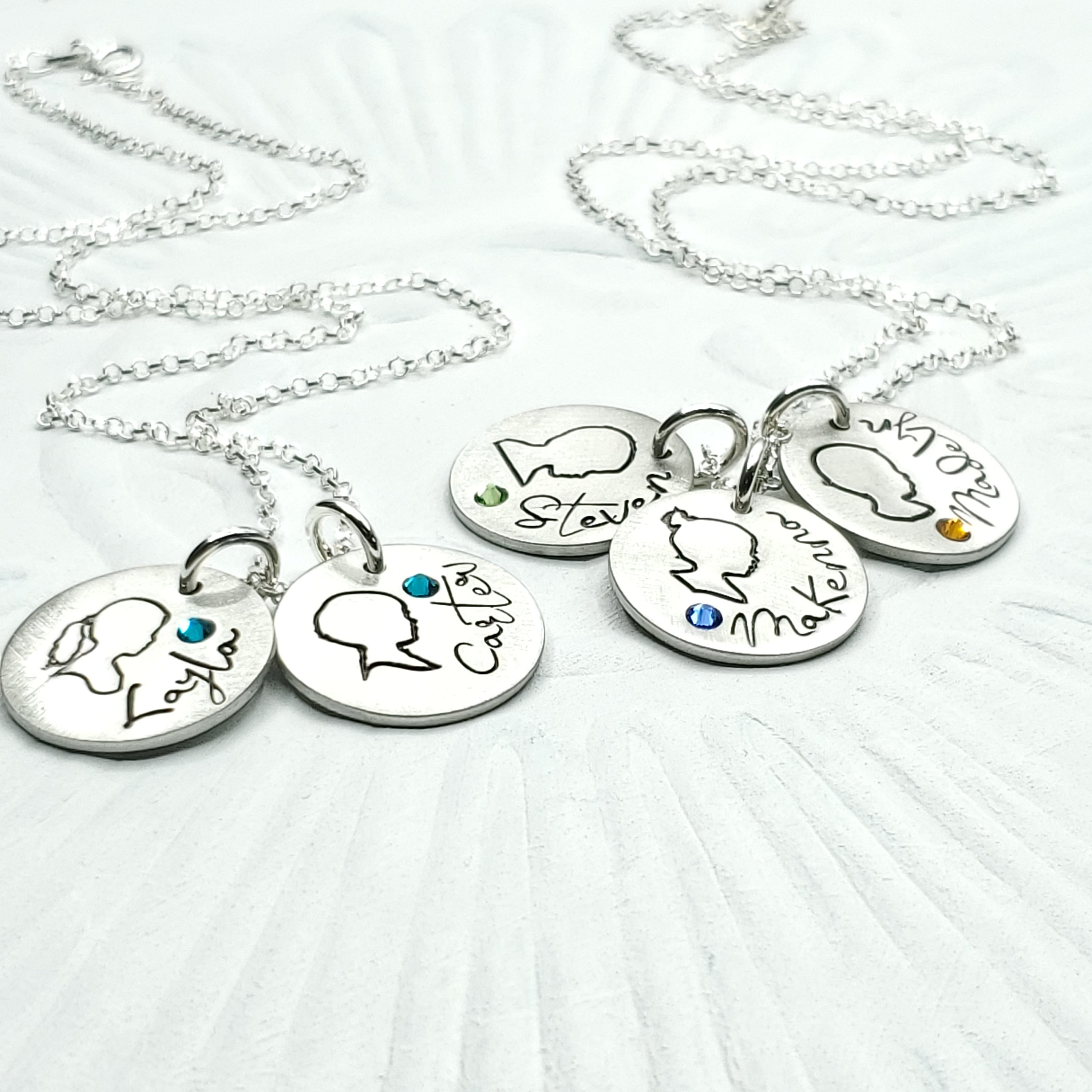 Birthstone Mothers Necklace, Personalized Silhouette and Name Charm Necklace, Gift for Mom, Gift for Grandma
